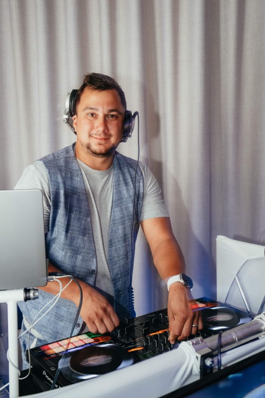 DJ The-B